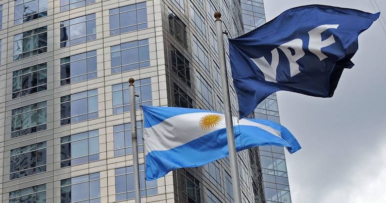 El reciente fallo de la Justicia estadounidense por la expropiación de YPF encendió todas las alarmas.